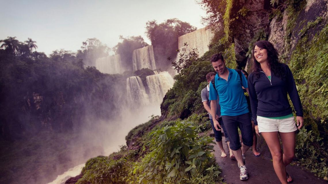 Fin para la tasa de reciprocidad para turistas de Canadá